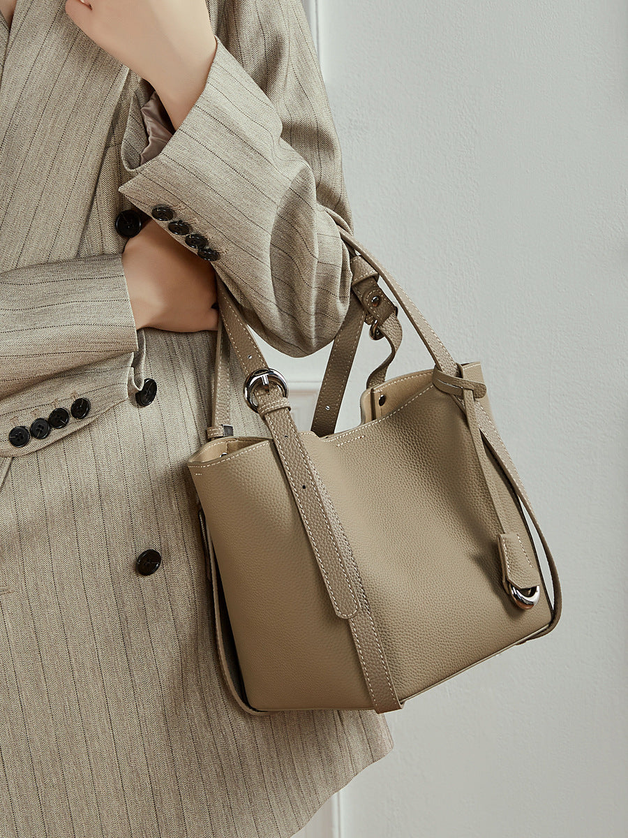 High-End Design Women's Bag 100% Genuine Leather Basket Bag Minnesota