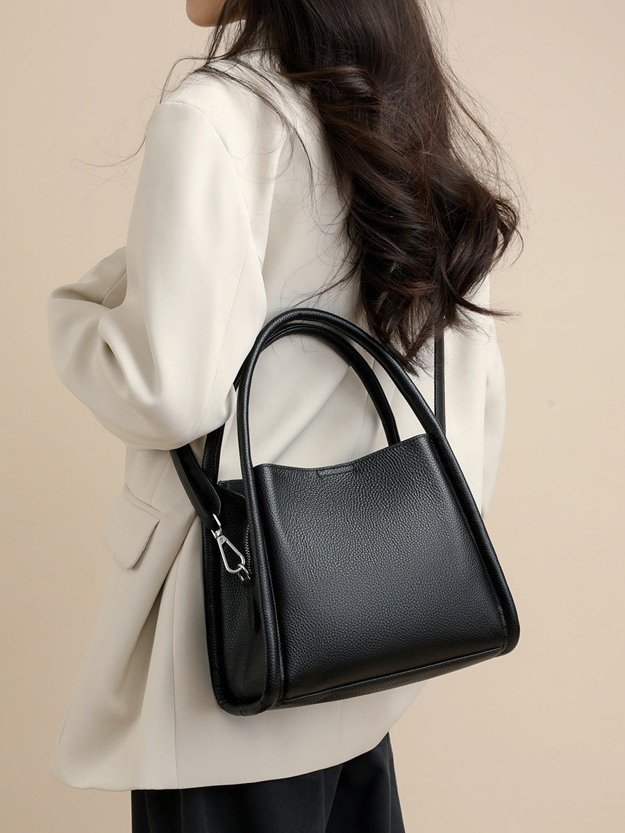 High-End Design Women's Bag 100% Genuine Leather Single Shoulder or Crossbody Bucket Bag Tennessee