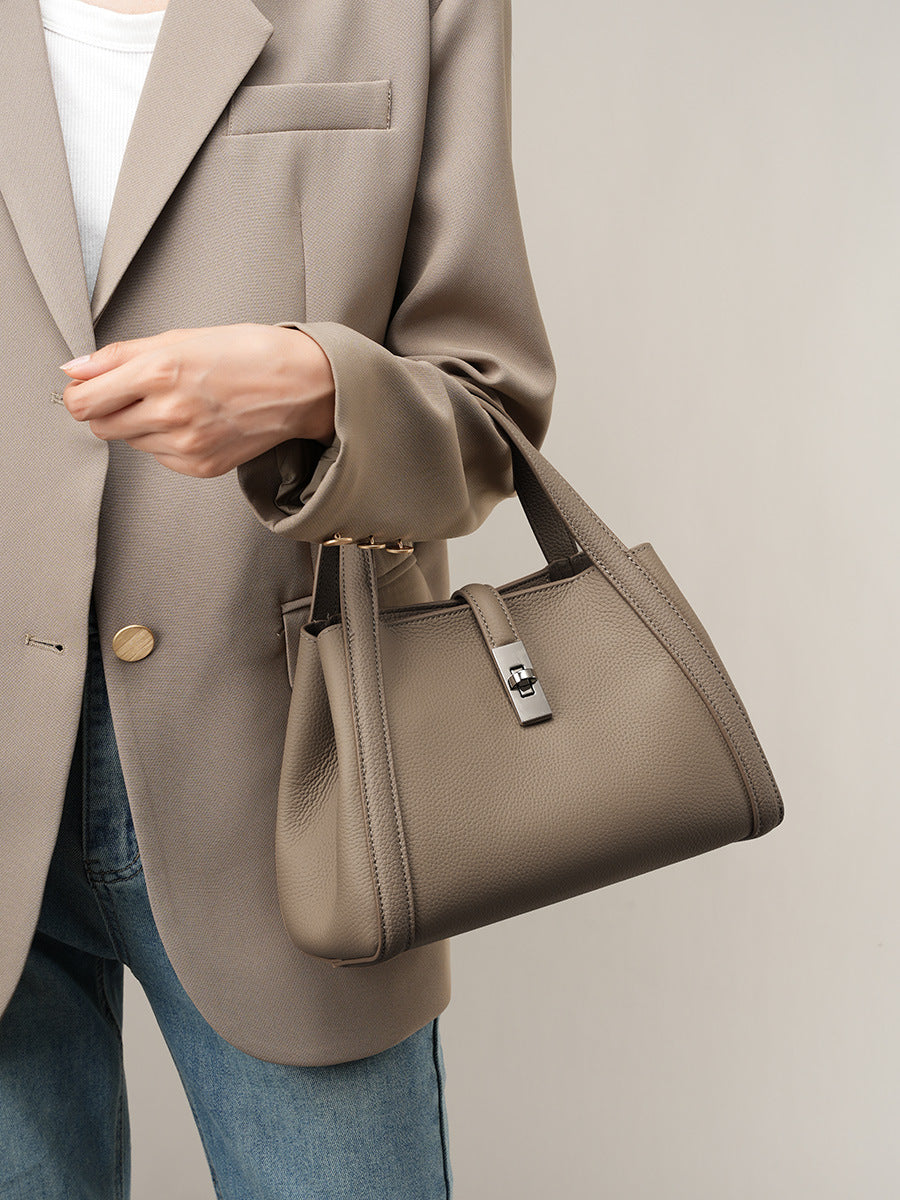 High-End Design Small Women's Bag 100% Genuine Leather Single Shoulder or Crossbody Bag Alicante