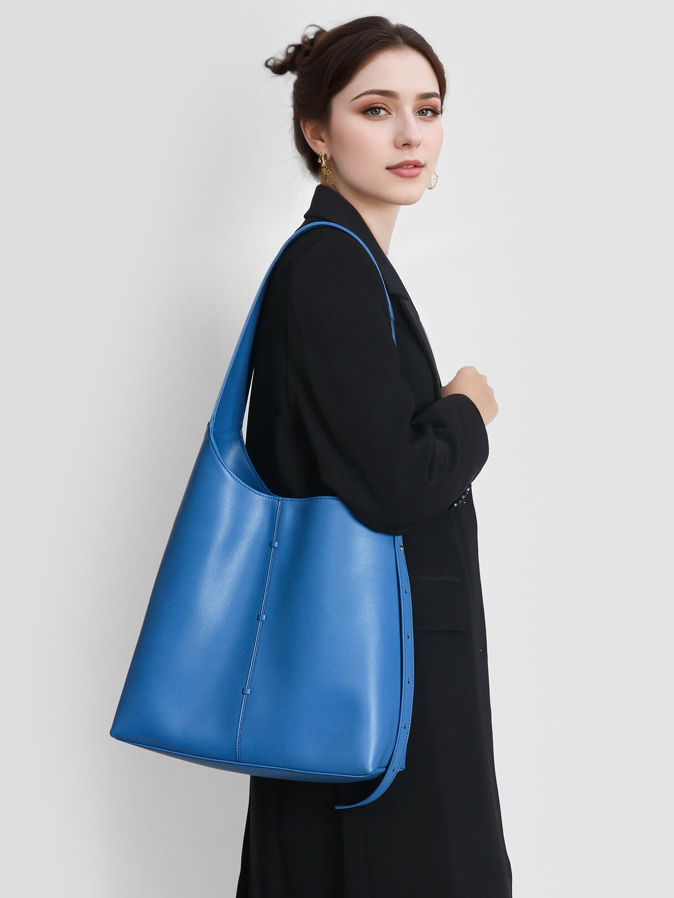 Designed Women's Bag 100% Genuine Leather Single Shoulder or Crossbody Bag Lava