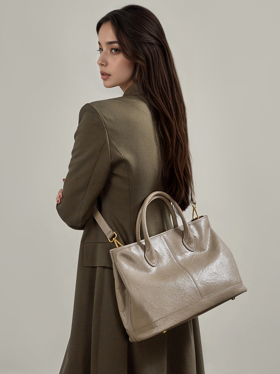 High-End Designed Women's Bag 100% Genuine Leather Single Shoulder or Crossbody Bag More