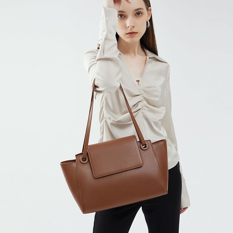 High-End Design Women's Bag 100% Genuine Leather Single Shoulder or Crossbody Wings Bag Indiana