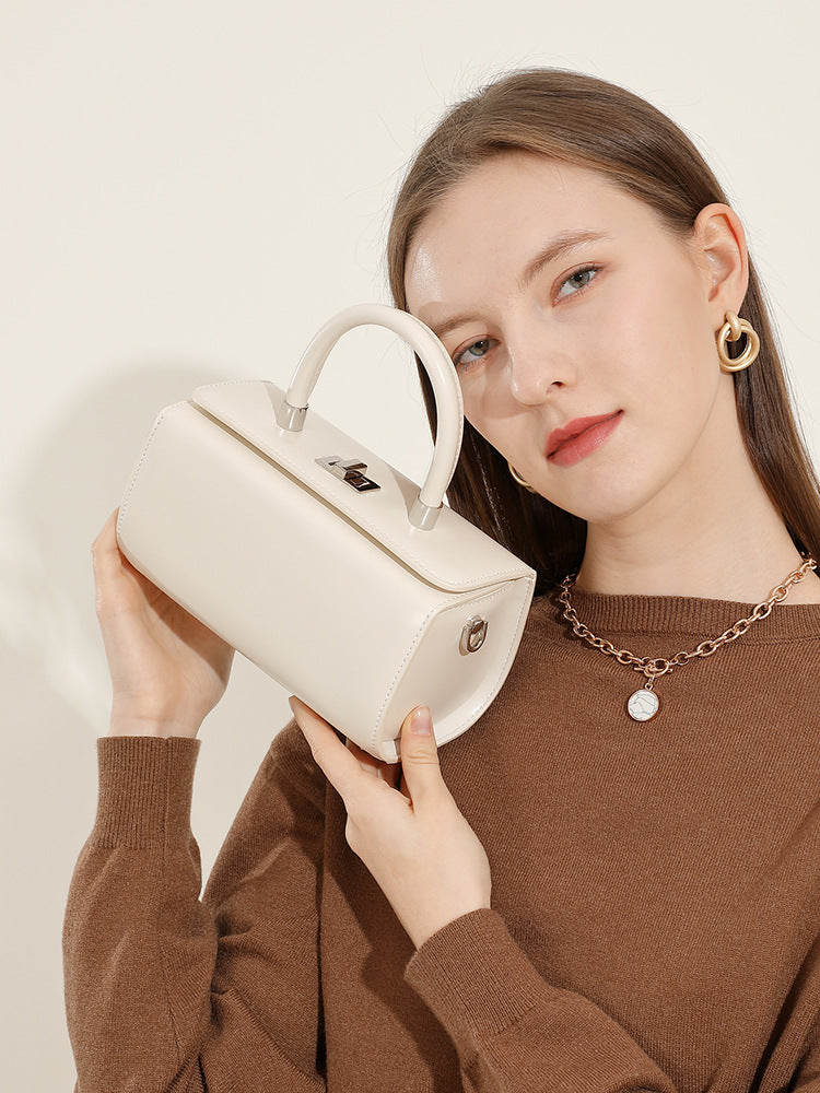 High-End Design 100% Genuine Leather Women's Small Square Box Bag Connecticut