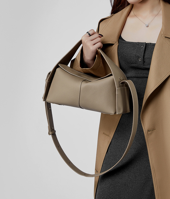 Designed Women's 100% Genuine Leather Single Shoulder Bag Enna