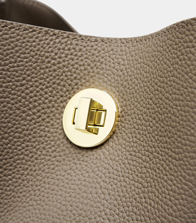 Designed Women's 100% Genuine Leather Single or Cross Shoulder Bag Carla