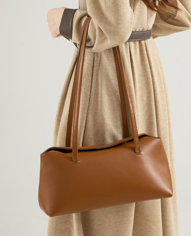Designed Women's Vegan Leather Single Shoulder Bag Calvi