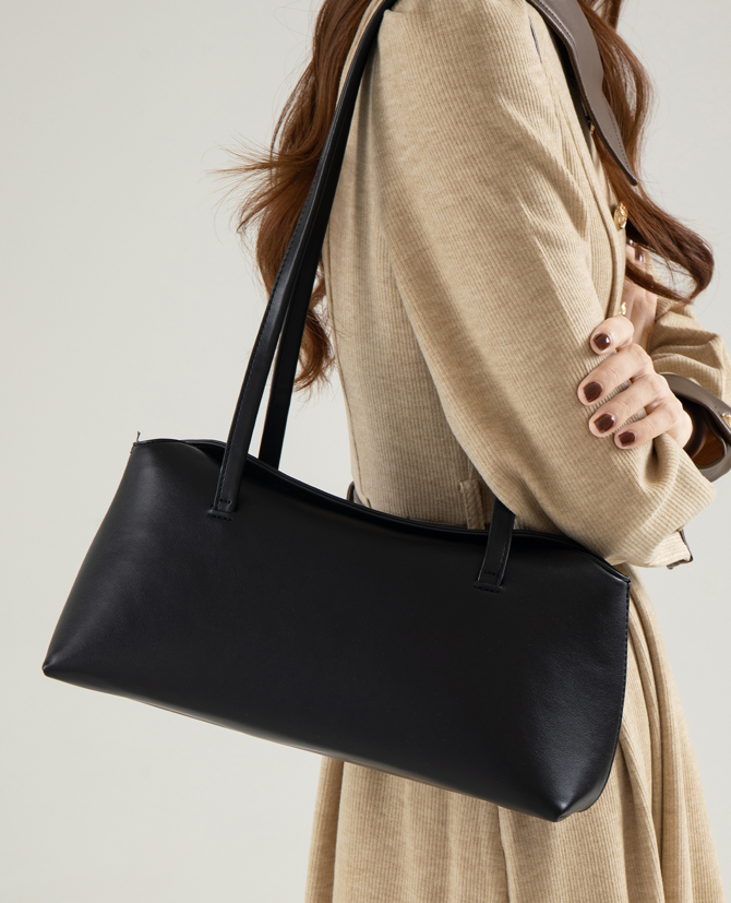 Designed Women's Vegan Leather Single Shoulder Bag Calvi