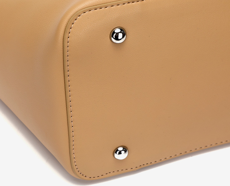 Designed Women's 100% Genuine Leather Tote Bag Wisconsin