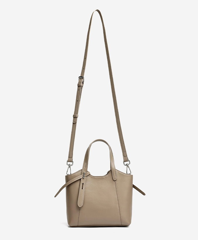 Designed Women's Bag 100% Genuine Leather Single Shoulder or Crossbody Bag Real