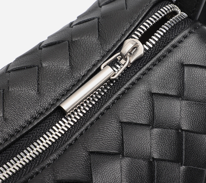 Designed Women's 100% Genuine Leather Single Shoulder or Crossbody Woven Bag Samoa