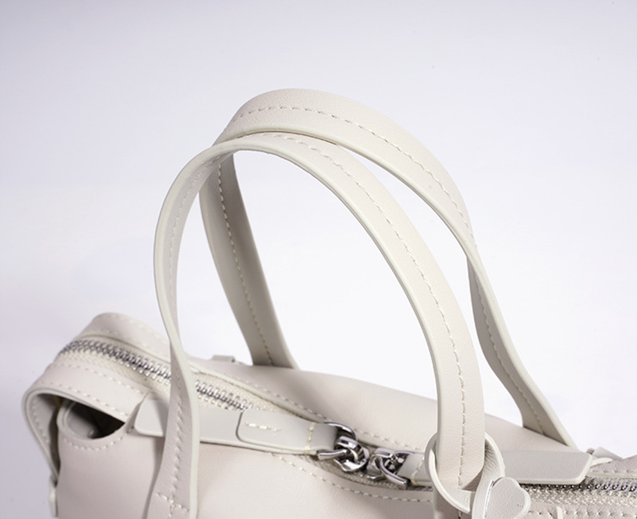 High-End Design Women's Bag 100% Genuine Leather Single Shoulder or Crossbody Bag Bari