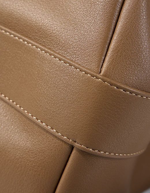 Designed Women's 100% Genuine Leather Single Shoulder or Crossbody Bag Dole