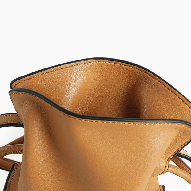 High-End Design Women's 100% Genuine Leather Small Single Shoulder or Crossbody Flat Bag Sorento