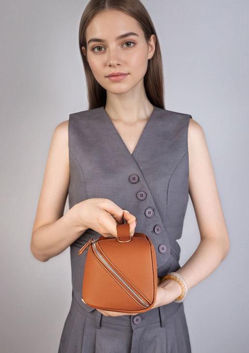 Design Women's 100% Genuine Leather Storage Cosmetic Bag Casa