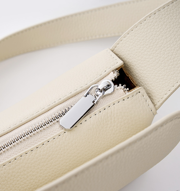 Designed Women's Bag 100% Genuine Leather Single Shoulder or Crossbody Bag Ives