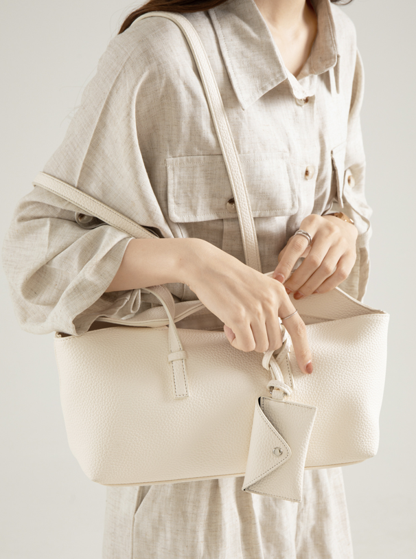 Designed Women's Vegan Leather Single Shoulder Bag Figaro
