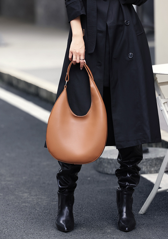 Designed Women's 100% Genuine Leather Single Shoulder and Crossbody Dumpling Bag Midway