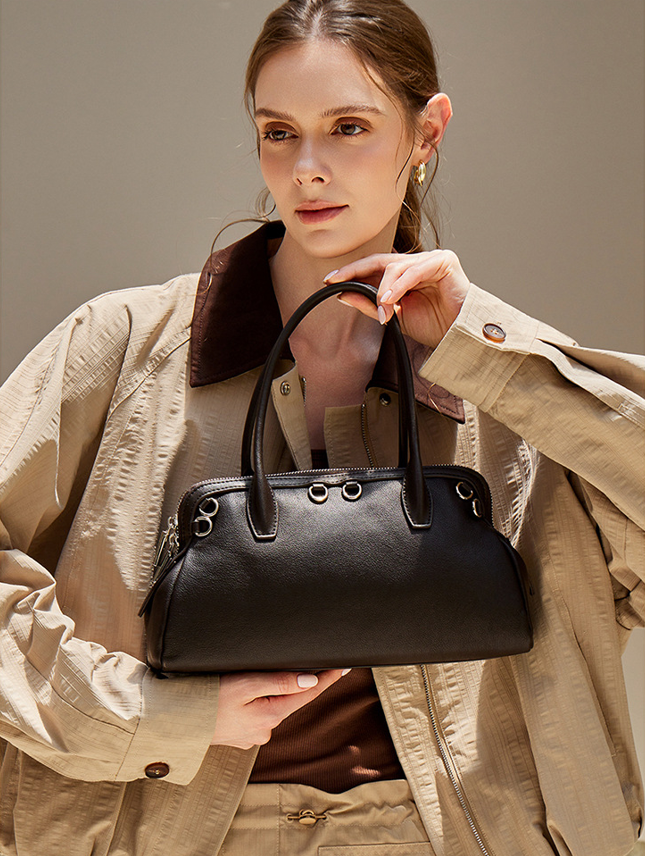 Designed Women's 100% Genuine Leather Single Shoulder or Crossbody Bag Vitry