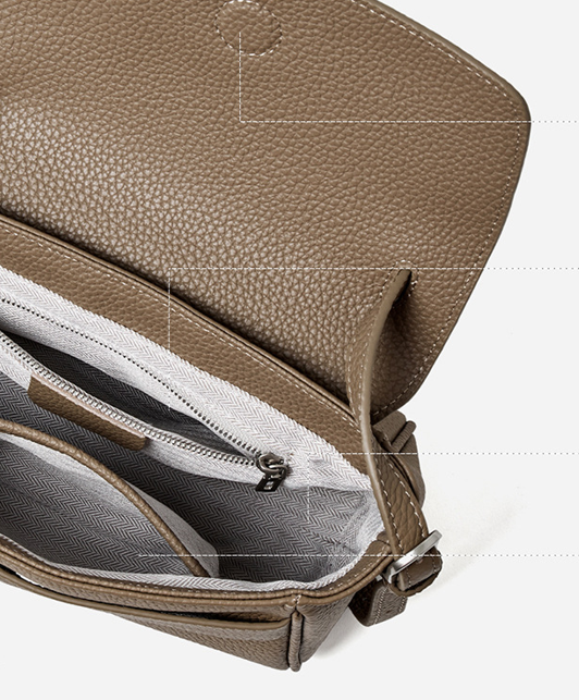 Designed Women's Bag 100% Genuine Leather Single Shoulder or Crossbody Bag Sedan