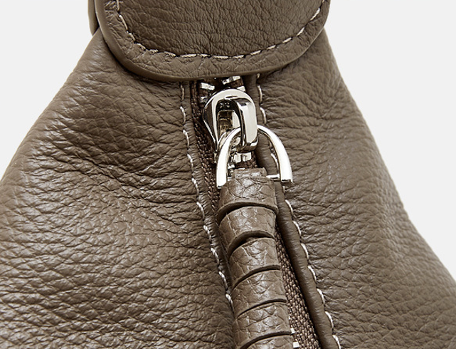 High-End Design Women's 100% Genuine Leather Single Shoulder and Crossbody Dumpling Bag Azur