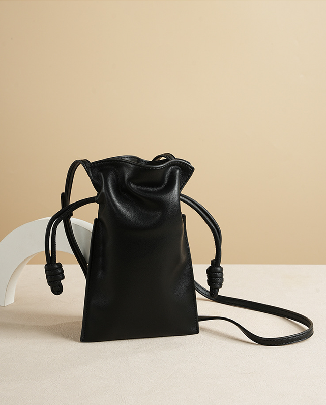 High-End Design Women's 100% Genuine Leather Small Single Shoulder or Crossbody Flat Bag Sorento