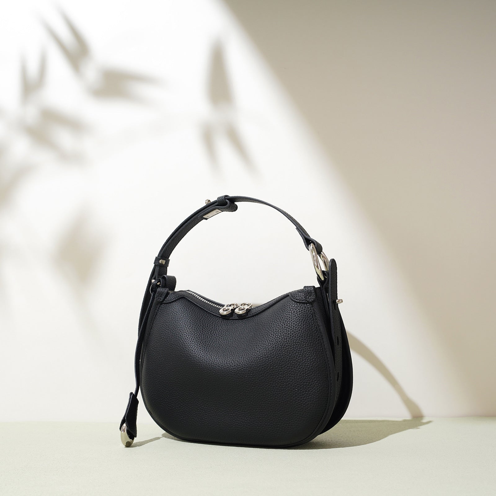 Designed Women's 100% Genuine Leather Single Shoulder or Crossbody Bag Ales