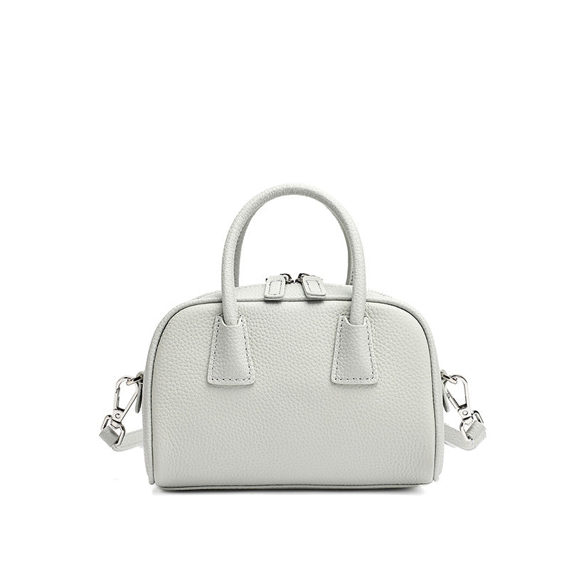 Designed Women's Bag 100% Genuine Leather Single Shoulder or Crossbody Bag Petra