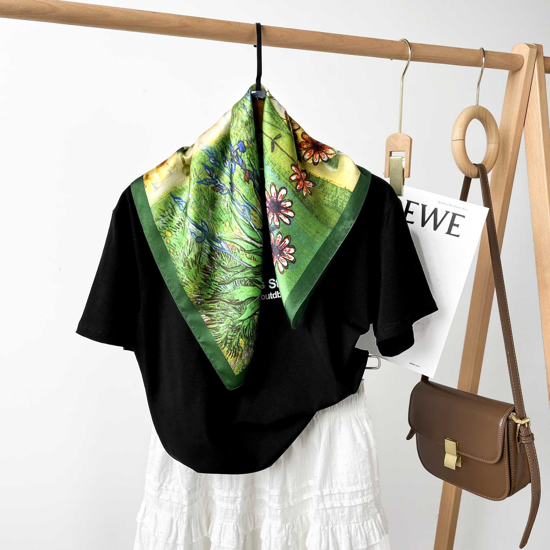 Women's 100% Mulberry Silk Scarves, Oil Printed in France