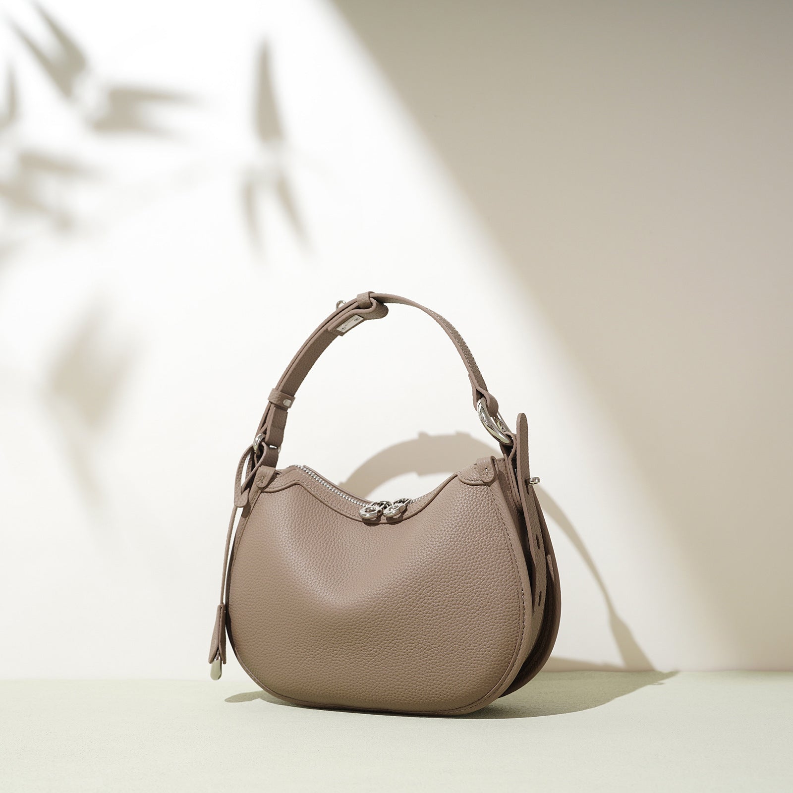 Designed Women's 100% Genuine Leather Single Shoulder or Crossbody Bag Ales