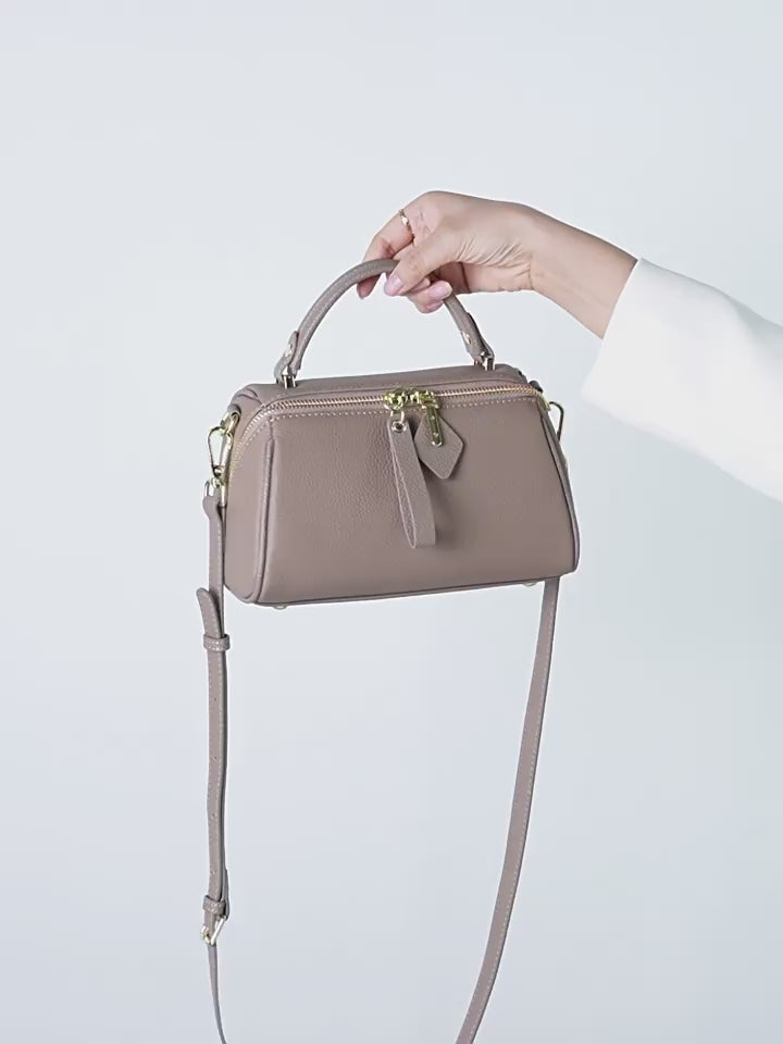 Designed Women's 100% Genuine Leather Single Shoulder or Crossbody Bag Texas